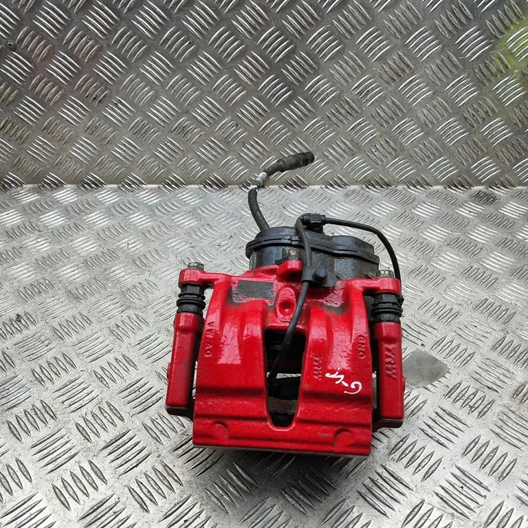 Aizmugurējais bremžu suports 4M0615403D