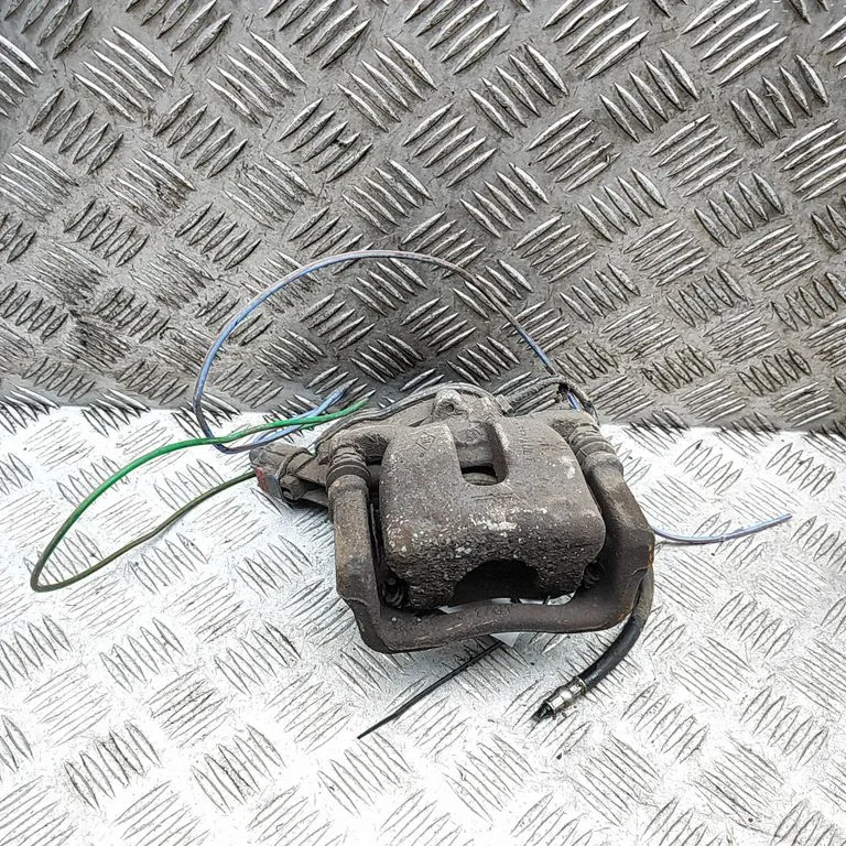 Aizmugurējais bremžu suports 440019012R