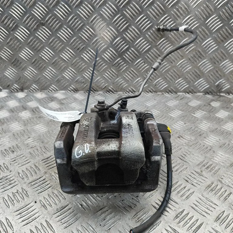 Aizmugurējais bremžu suports 8891877165