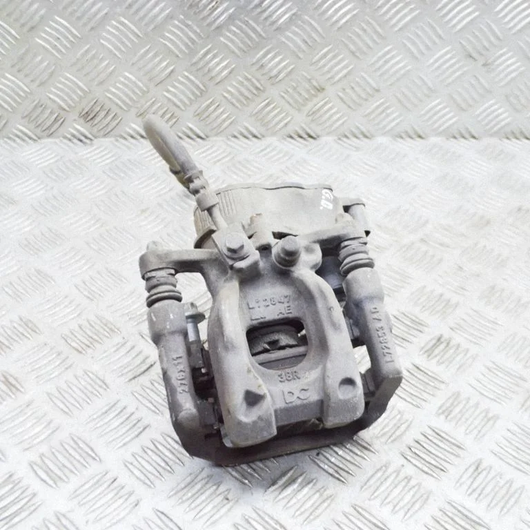 Tagumine pidurisadul A2474232000