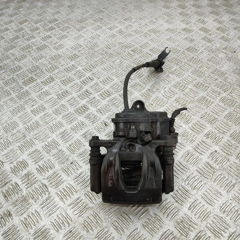 Tagumine pidurisadul 80A615405M