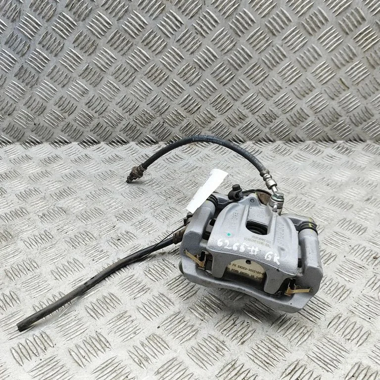 Aizmugurējais bremžu suports 1317323700