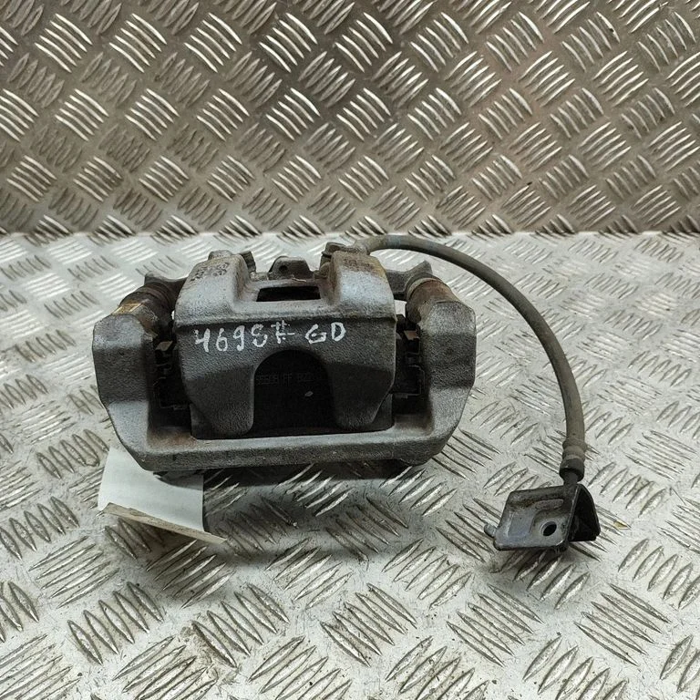 Tagumine pidurisadul T158237700 – Genesis GV60 (2021-)