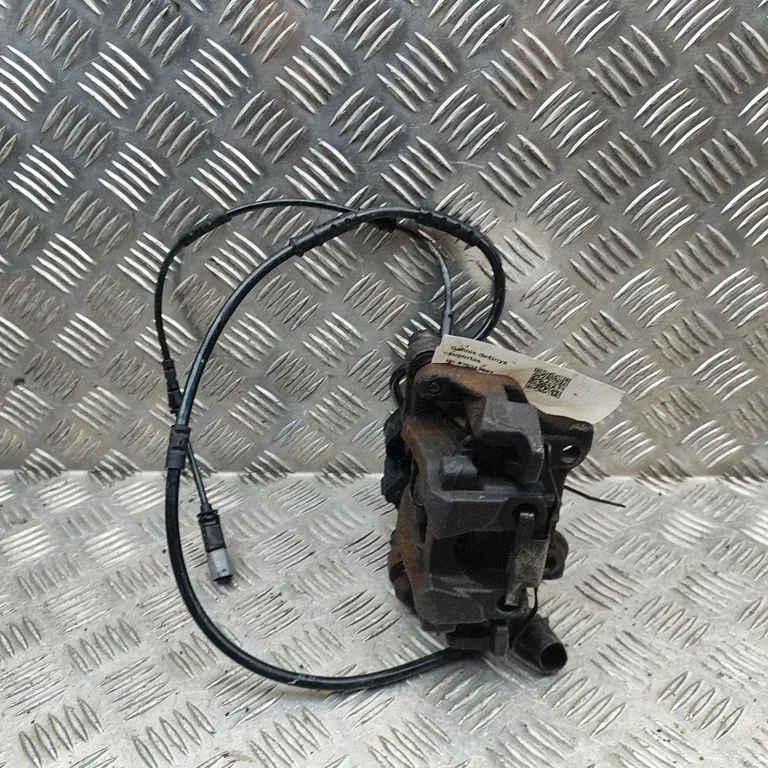 Rear brake caliper 6892606