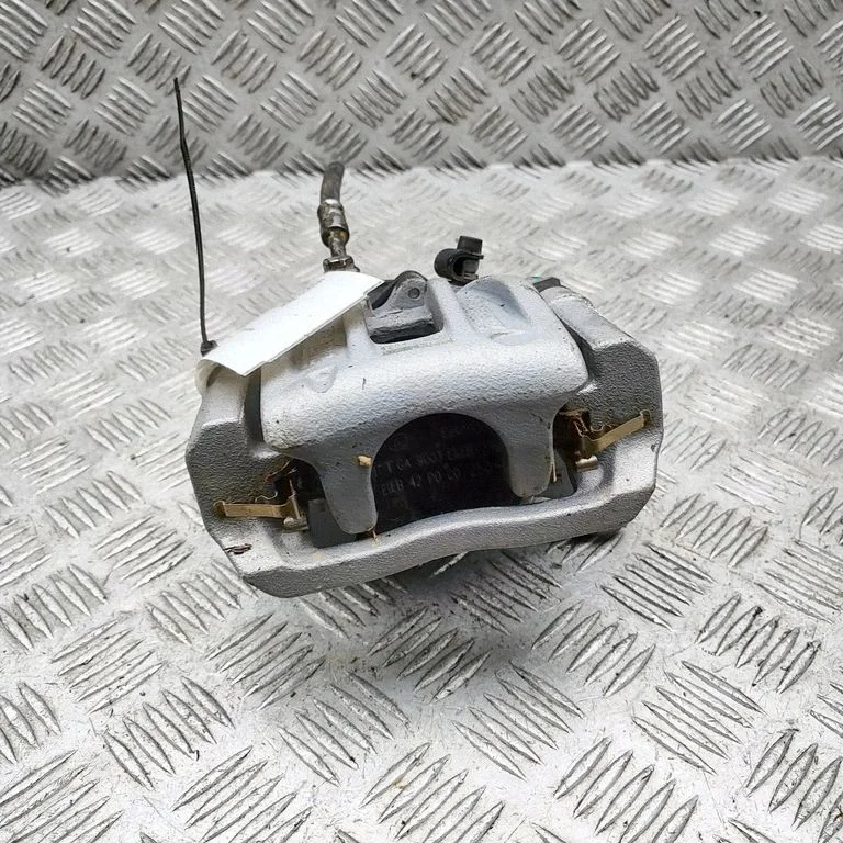 Rear brake caliper EKEB3502200Y