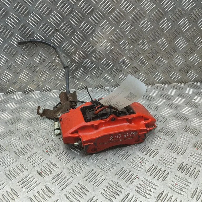 Rear brake caliper 996352422