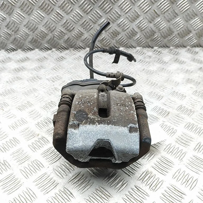 Tagumine pidurisadul 6887385