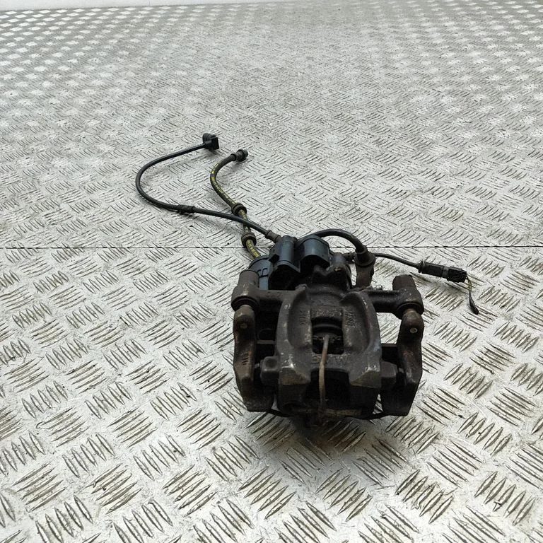 Rear brake caliper – BMW 2 Series F44 (2019-2024)