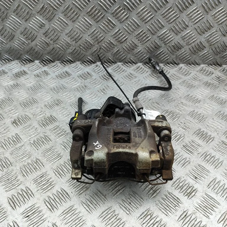 Tagumine pidurisadul LJ9C2D251CND