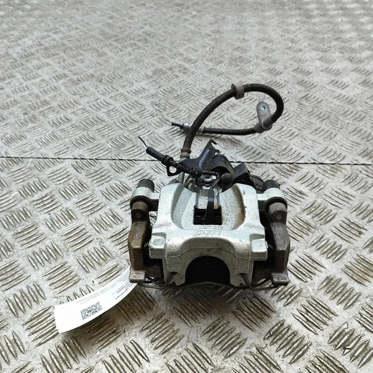 Rear brake caliper M8D22K327BB