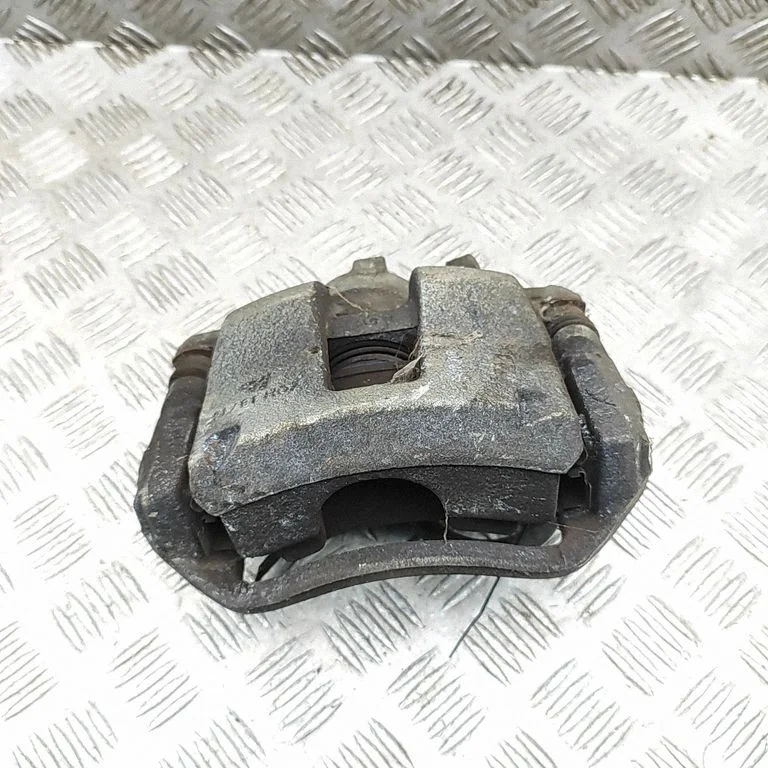 Aizmugurējais bremžu suports 1612437280
