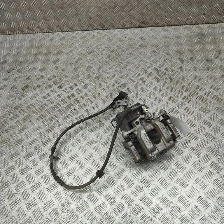 Rear brake caliper 9837766480