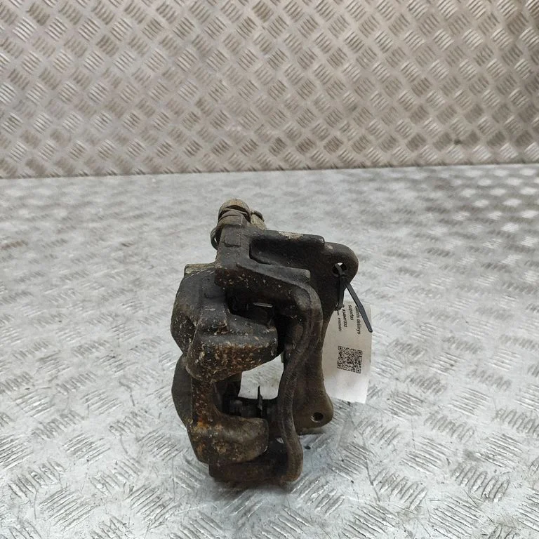 Tagumine pidurisadul BK312553AB