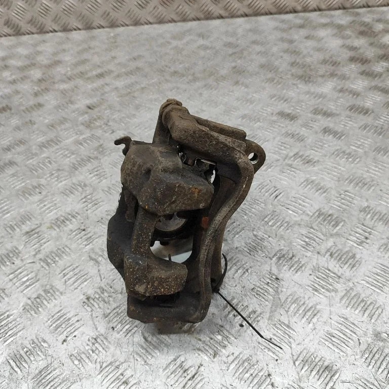 Tagumine pidurisadul BK312552AB