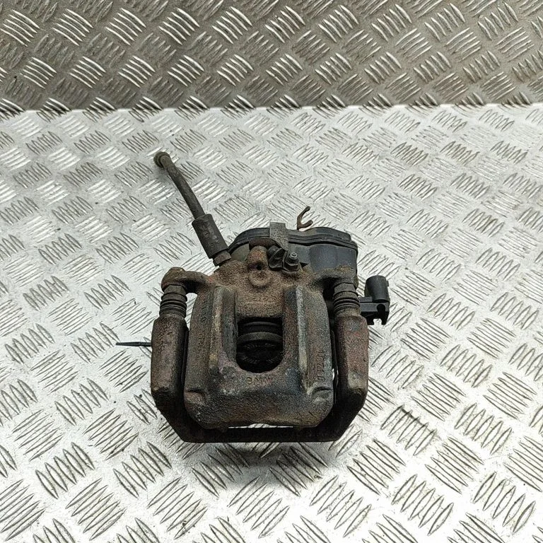Rear brake caliper – BMW X3 F25 (2010-2017)