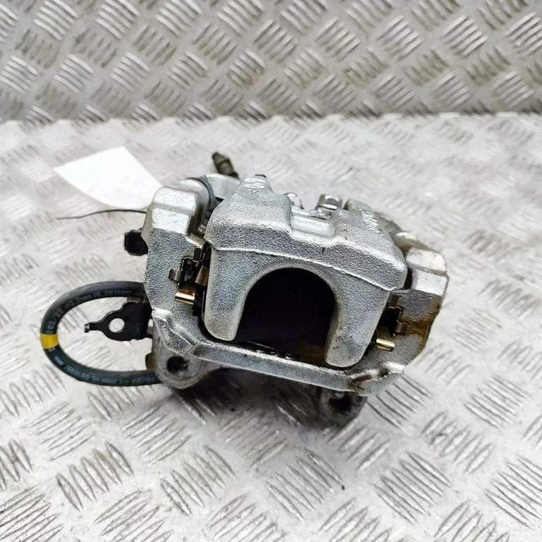 Rear brake caliper 4631033010