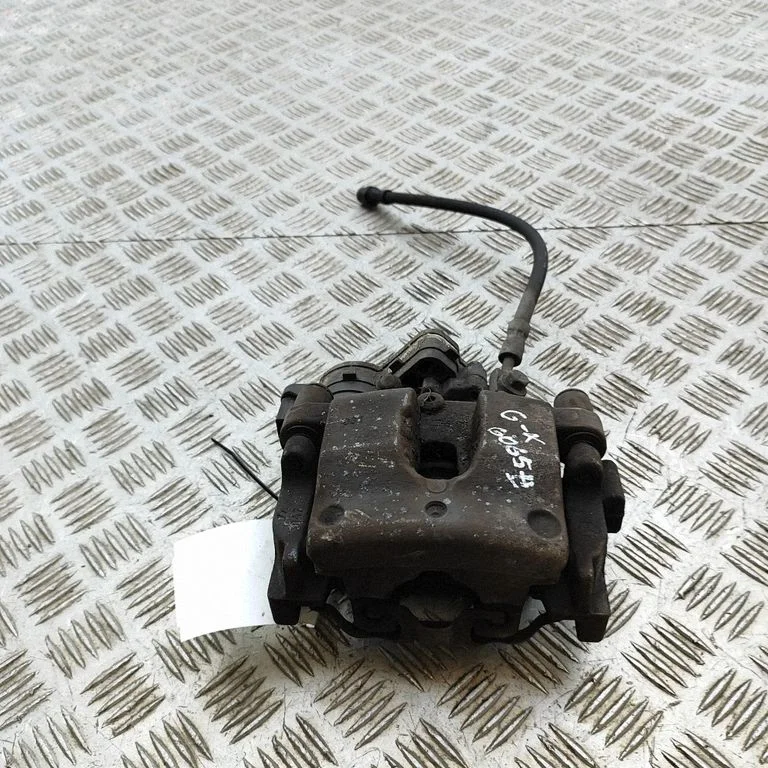 Tagumine pidurisadul A2054231998