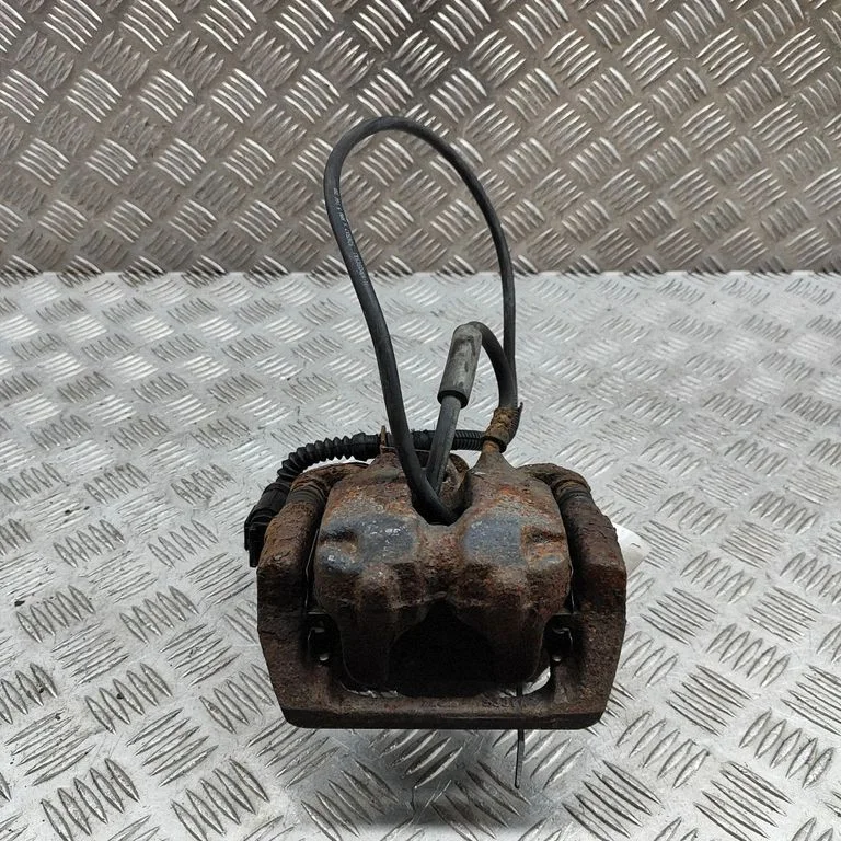 Rear brake caliper 6793048