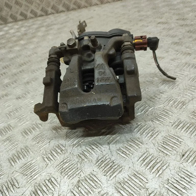 Rear brake caliper T2R7689