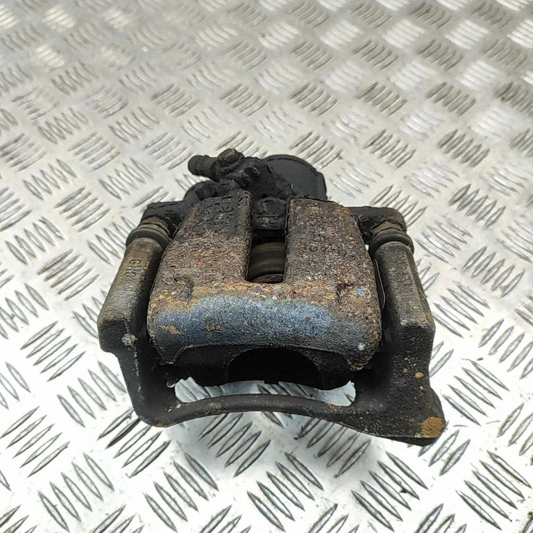 Rear brake caliper – Volkswagen Passat CC (2008-2016)