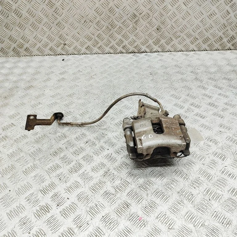 Tagumine pidurisadul 5W932M088AC