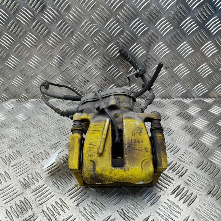 Rear brake caliper 4H0615404