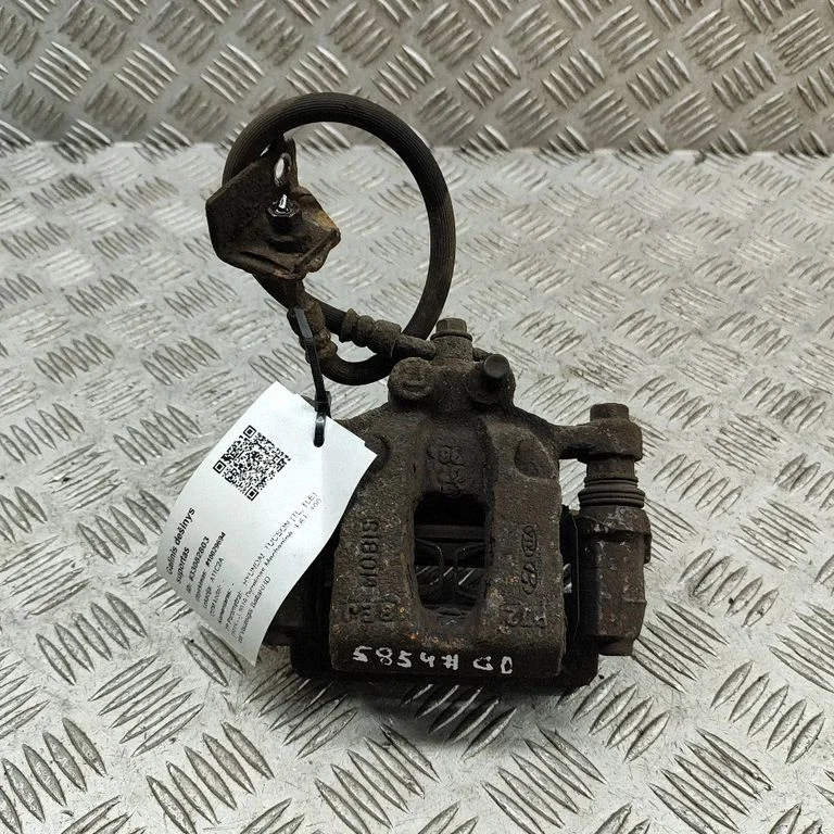 Rear brake caliper 58311D7A00