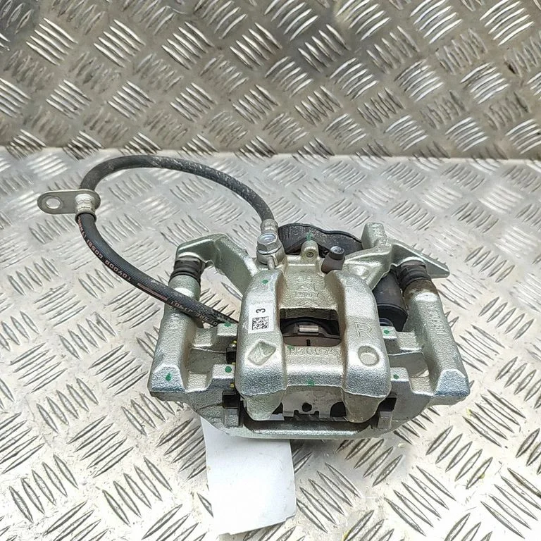 Aizmugurējais bremžu suports 47830F9010