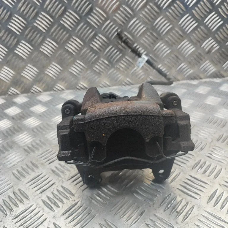Aizmugurējais bremžu suports GX732K328BF