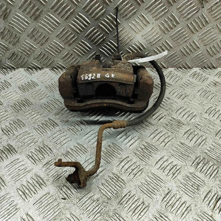 Rear brake caliper 582102P700