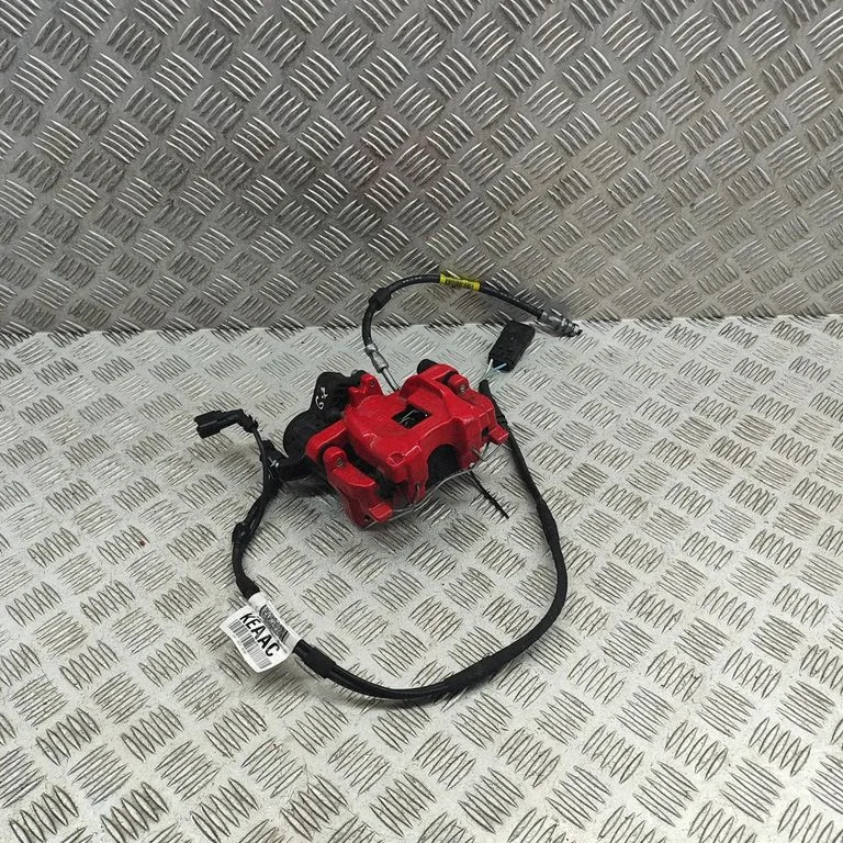 Aizmugurējais bremžu suports NZ612C339BB