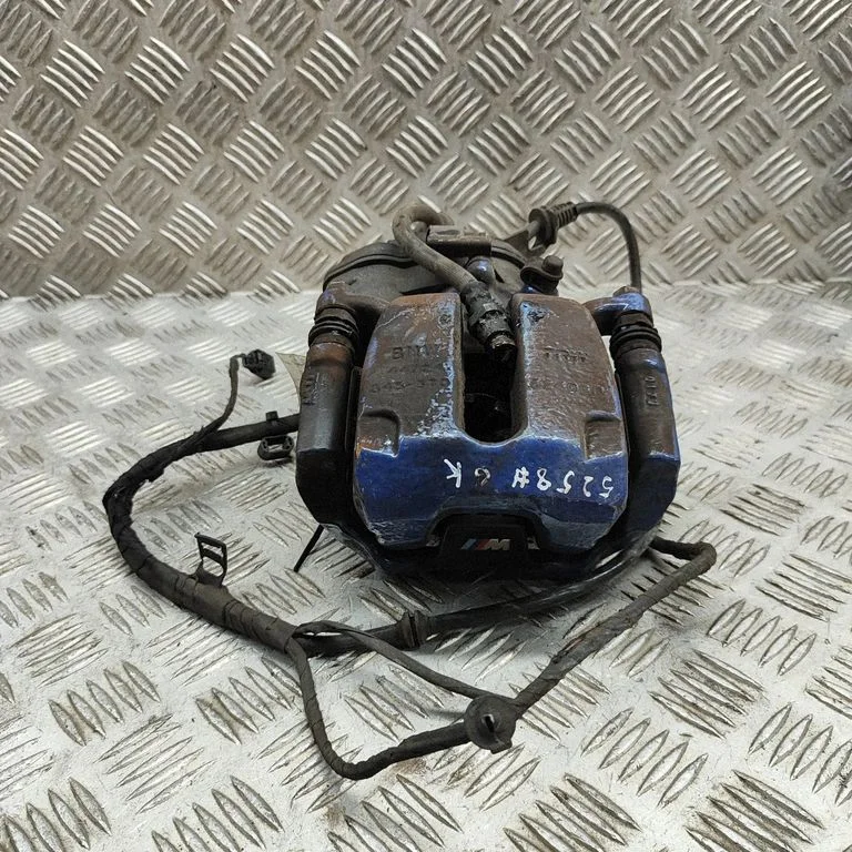Aizmugurējais bremžu suports 6881295