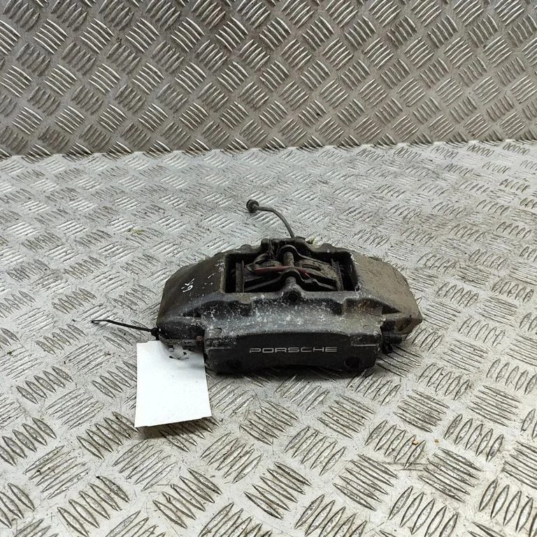 Rear brake caliper – Porsche Boxster 986 (1996-2004)