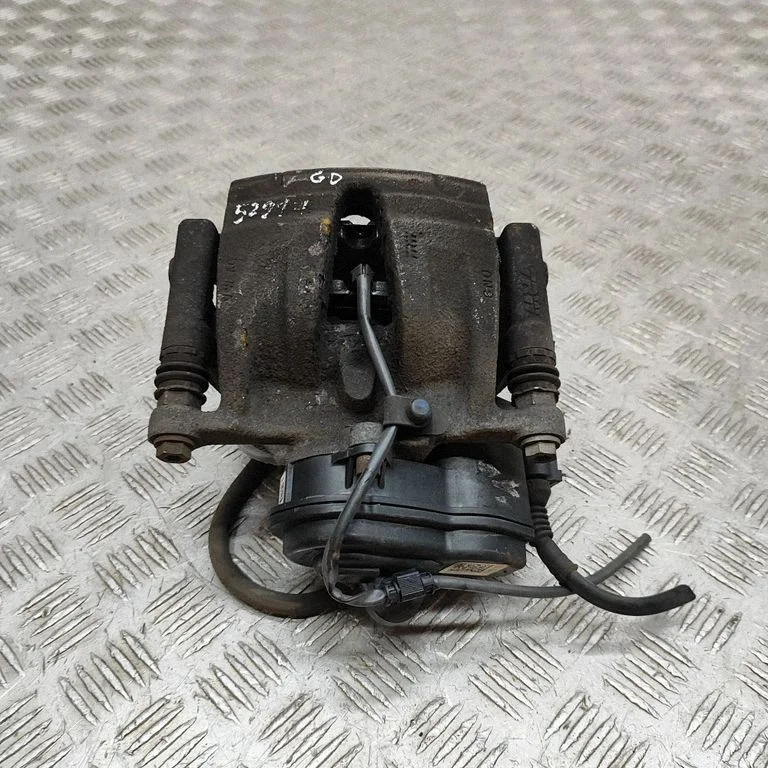 Tagumine pidurisadul 4M0615404A