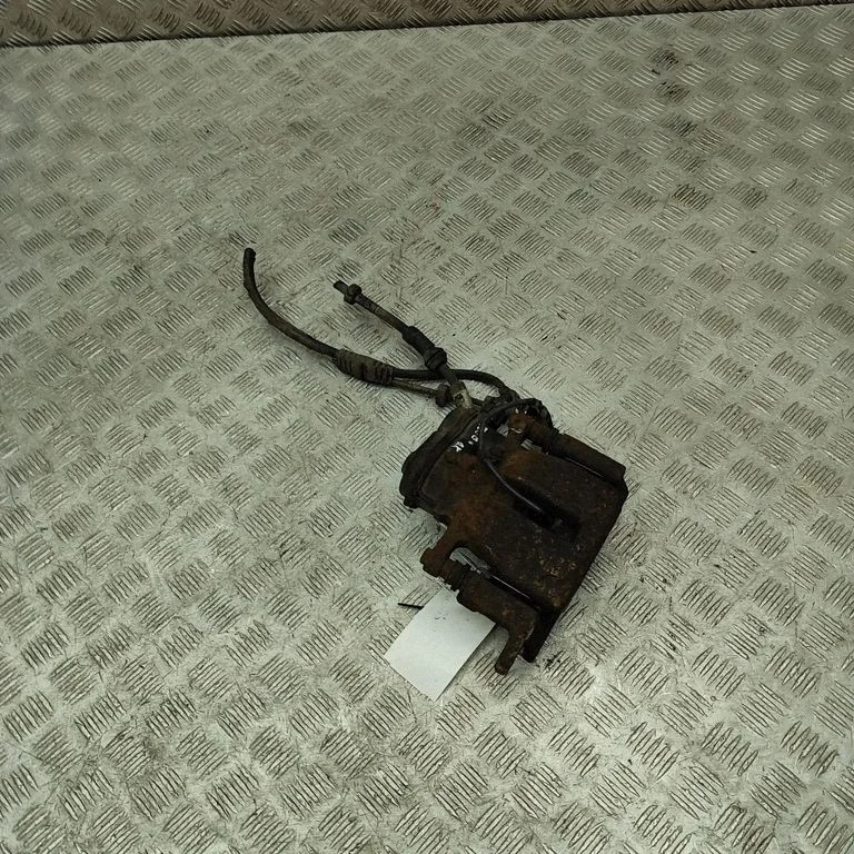 Aizmugurējais bremžu suports 4G0615403