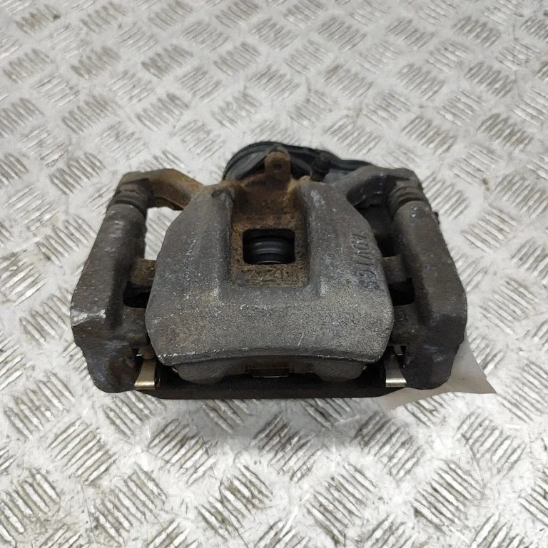 Tagumine pidurisadul 4783048130