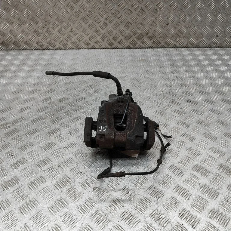 Tagumine pidurisadul 6786832