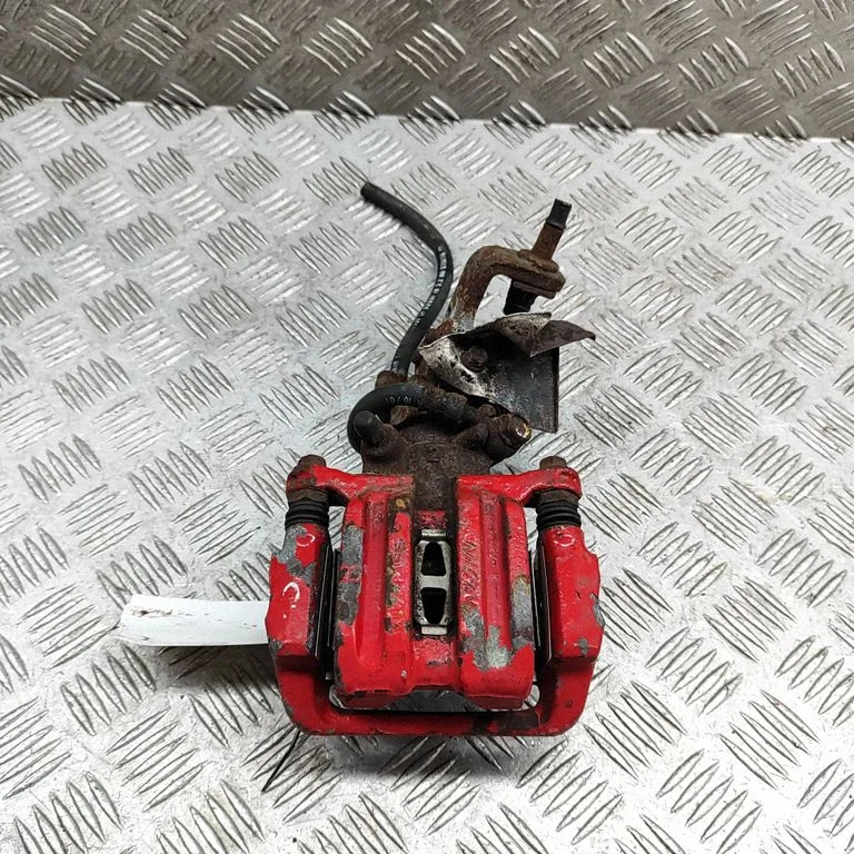 Tagumine pidurisadul 43018S2A013