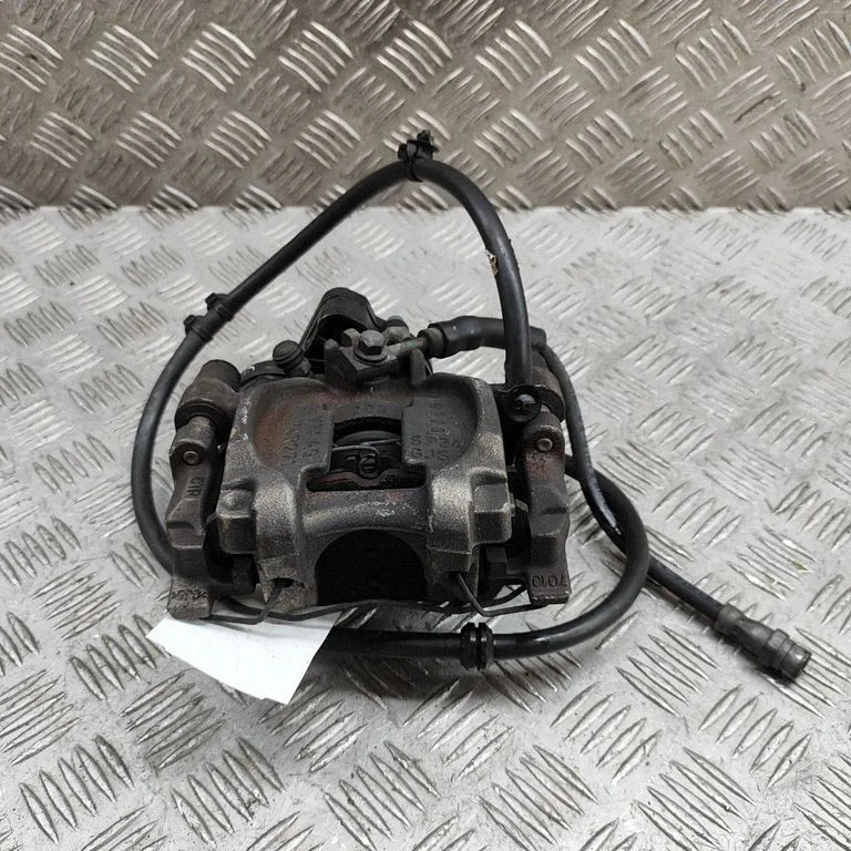 Aizmugurējais bremžu suports 5Q0615406ER