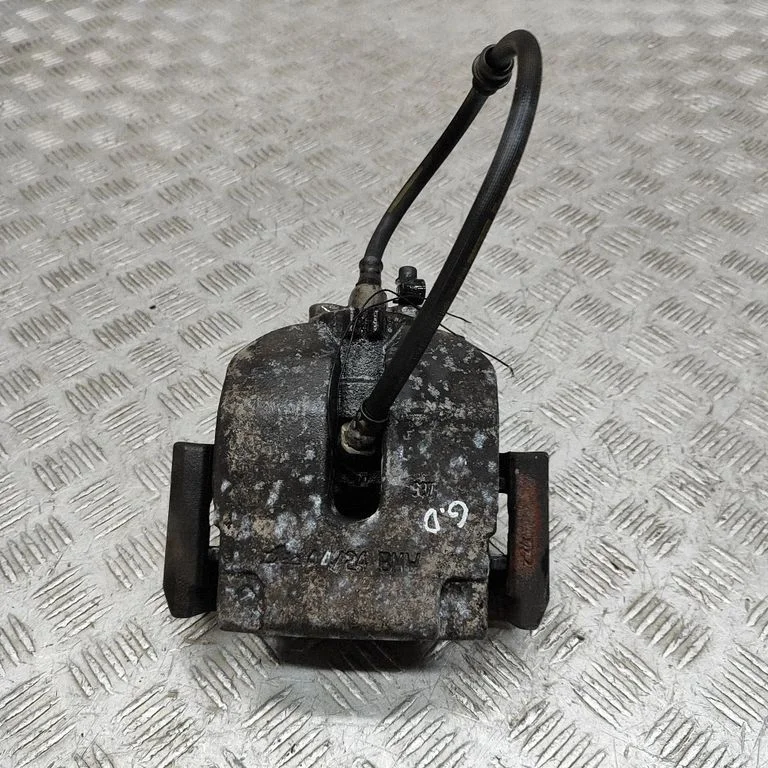 Rear brake caliper 6776788