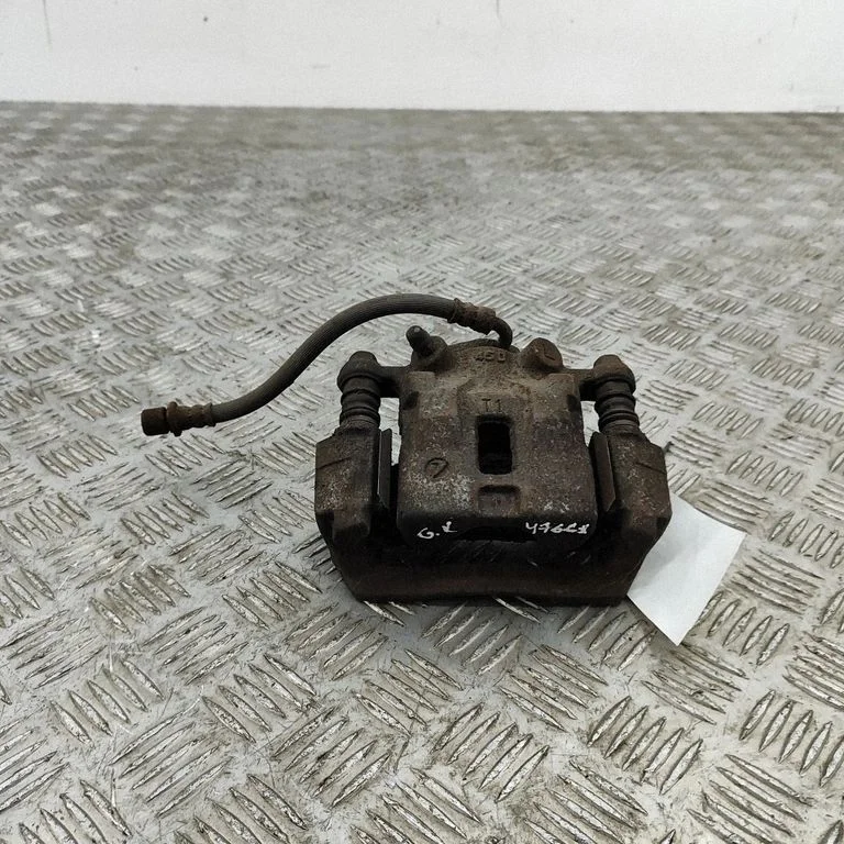 Aizmugurējais bremžu suports 26692AG030