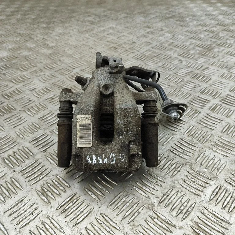 Aizmugurējais bremžu suports 9815993780