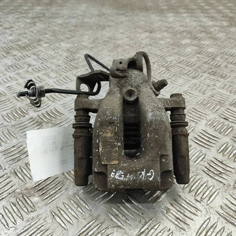 Aizmugurējais bremžu suports 9815993680