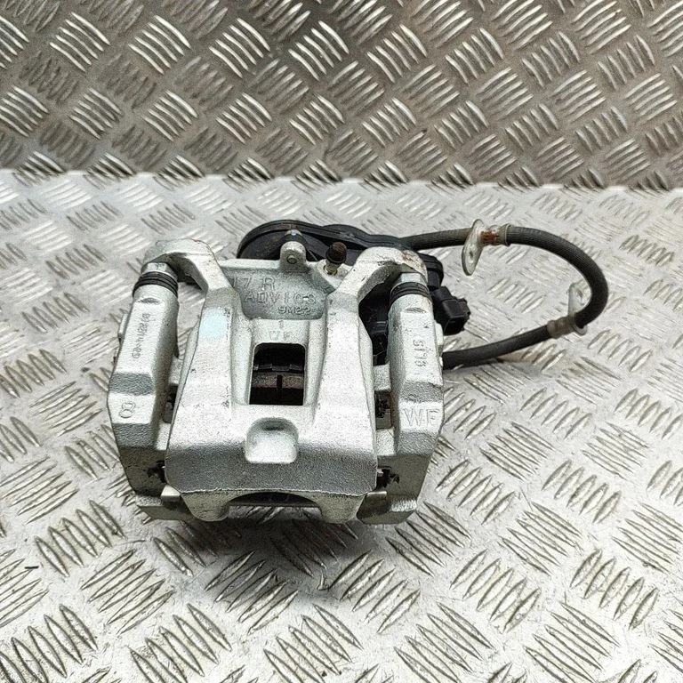 Aizmugurējais bremžu suports 4783008020