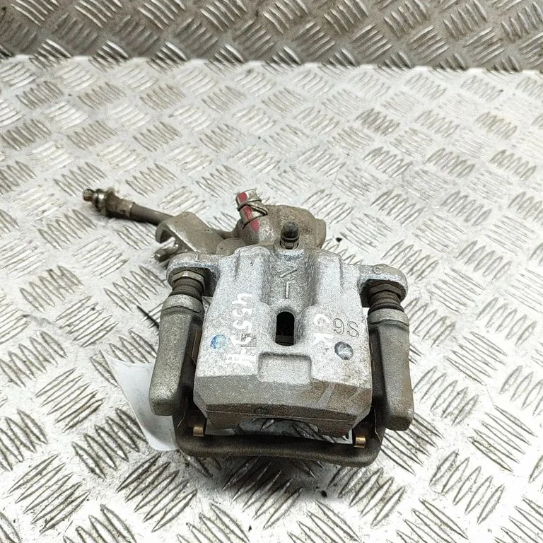 Rear brake caliper 5540261M00999