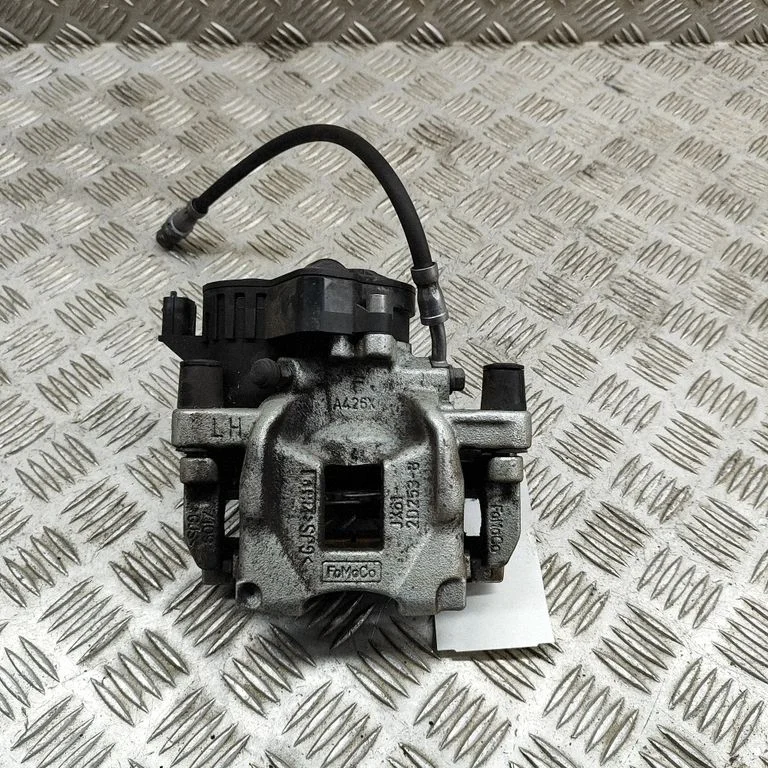 Aizmugurējais bremžu suports NX612D251BEB