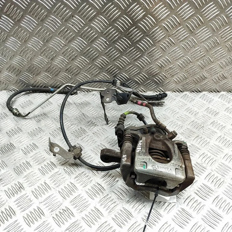 Aizmugurējais bremžu suports 440105SA0A