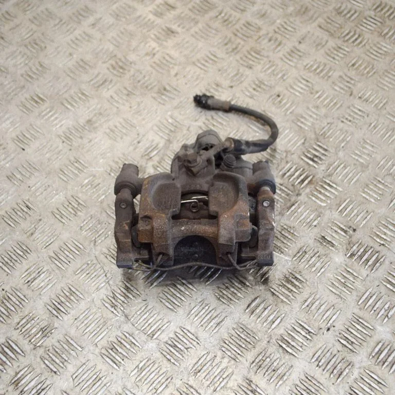 Aizmugurējais bremžu suports – Audi A3 S3 8V (2013-2019)