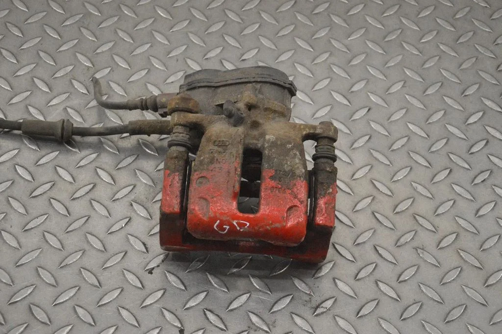 Rear brake caliper 27GW2C