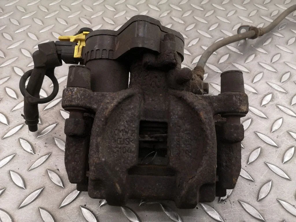 Tagumine pidurisadul 26620AL020